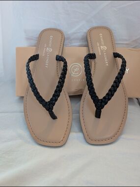 NIB Chinese Laundry Women's Leather Sandals Size 8.5 Rowe  Black